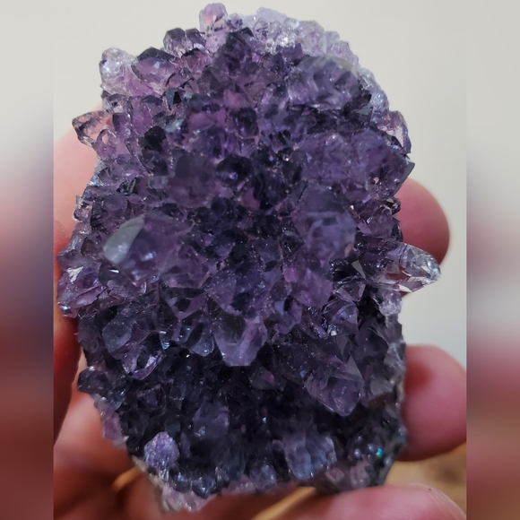 Amethyst Crystals - Picture 11 of 16